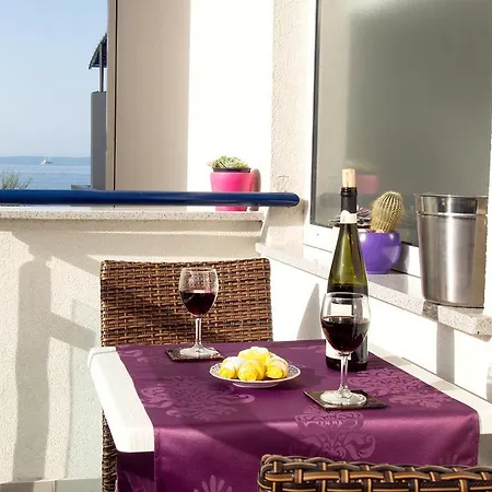Guest house Mediteran 3*